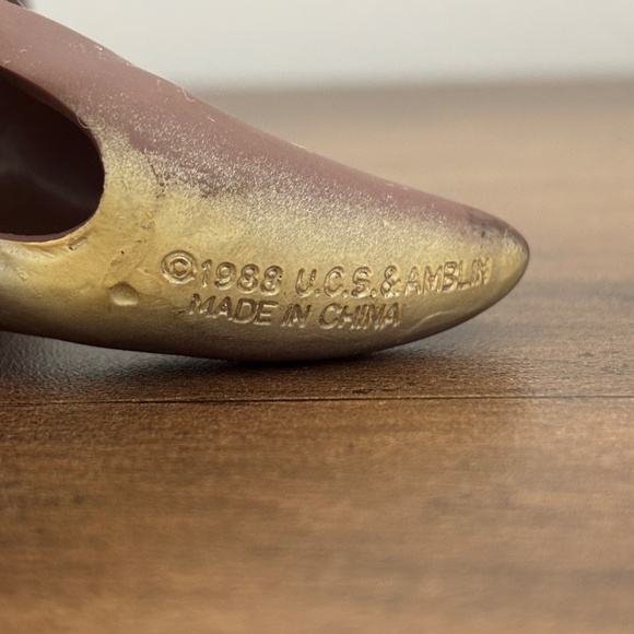 VINTAGE 1988 Land Before Time LITTLE FOOT Dinosaur Rubber Hand Puppet Pizza Hut - Picture 8 of 11